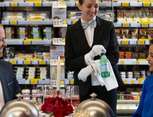 Dining Al Tesco: Supermarket Treats Fans To A High-End Tasting In The Aisle